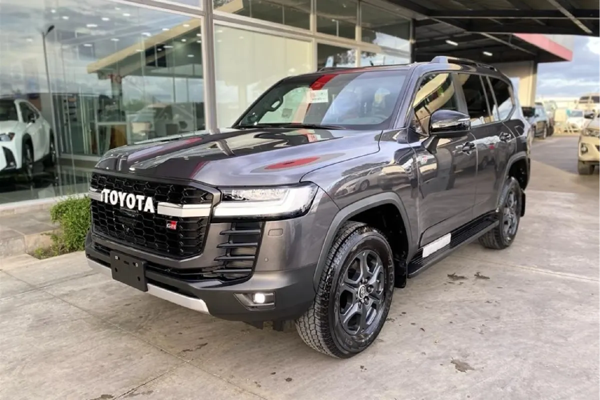 Land Cruiser GR 2026
